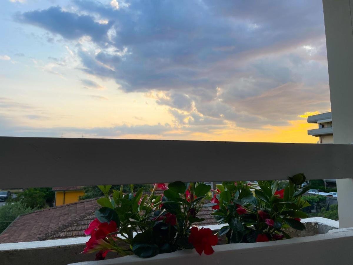Appartamento Orizzonte Viareggio Zewnętrze zdjęcie